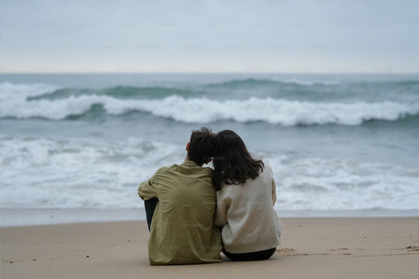 Love Is Blind ಅಂತಾರಲ್ಲ ಯಾಕೆ? ಪ್ರೀತಿಯಲ್ಲಿ ಬಿದ್ದೋರ ಬುದ್ಧಿಗ್ಯಾಕೆ ಮಂಕು ಬಡಿಯುತ್ತೆ?